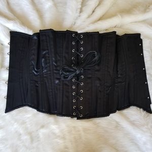 Hourglass Steel Boned Underbust Corset
